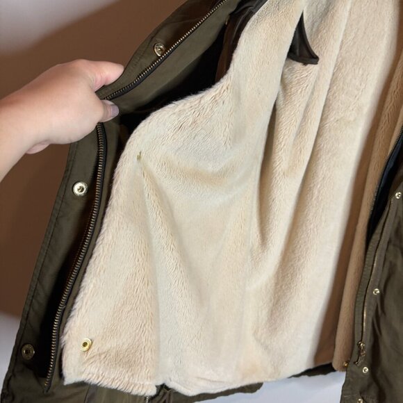 Zara Olive Green Coat with Quilted Faux Leather Sleeves - Removable lining - Picture 4 of 7